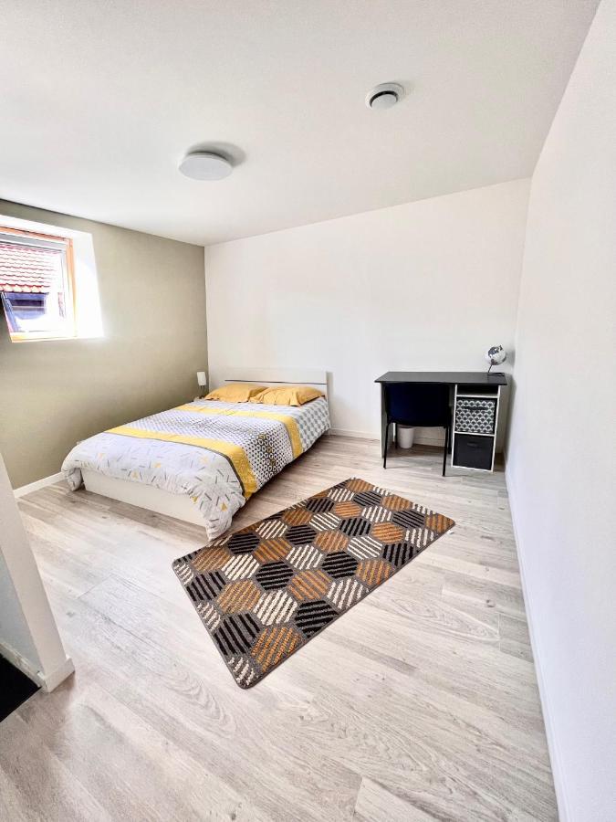 Wattrelos Agreable Maison De Ville Cosy De 122M² + Exterieur מראה חיצוני תמונה